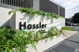 Contemporary Gem 1BR Pool & BBQ 105 - 4