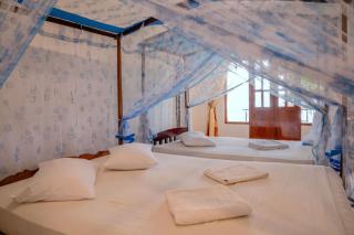 Lake Edge Resort - 5