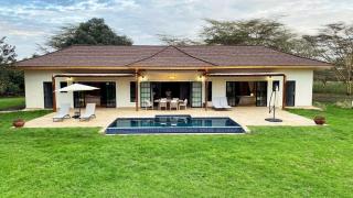 Luxury Villa in Arusha with Private Pool - 3