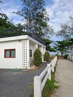 Lamae Beachfront Villa - 1