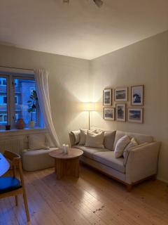 Central and cozy 3-room apartment with balcony and Dux bed - 0