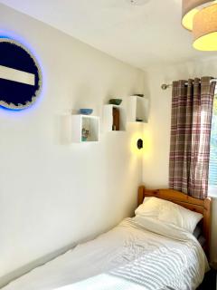SaltWater Cornish Cottage Seaside Getaways- For Penzance & St Ives - 8
