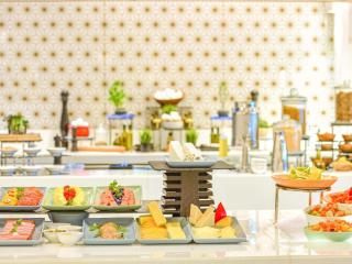 Grand Mercure Dubai City - 4