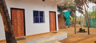 Radz stays Gokarna - 3