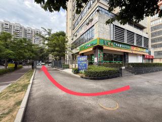 云朵四季 影音大床房 - 2