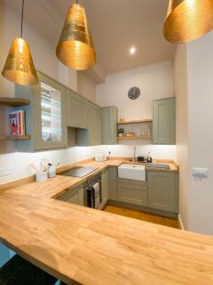 Stockbridge Little Gem, Central, Sleeps 3 - 9