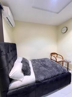 Studio apartment in Surulere - 1