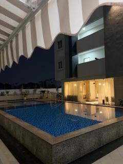 Urban Suites By Blusalzz - 3