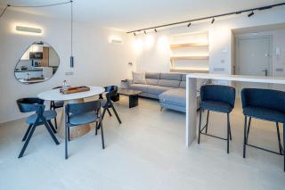 Luxury Penthouse apartment by the beach w parking - 4
