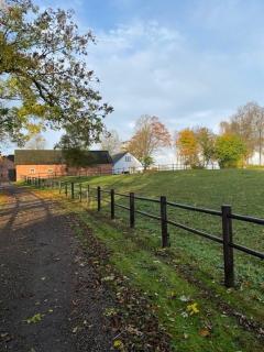 Separate apartment on country estate - close to town - 2