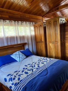 Cabaña en bello jardin con gazebo - 4