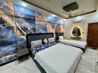 Meadows Suites Family Guest House - 6