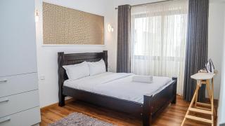 2BR Urban Sanctuary at Mi Vida Homes - 7