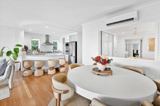 Currumbin Beach House - Oceanfront - 2