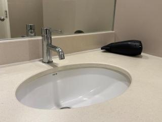 Top sukhumvit 13 near bts nana gym, pool Netflix - 6