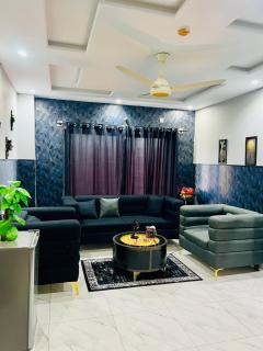 1 Bed Luxury and Elegant Black Themed Flat by lqbal Heights at Bahria town Phase 8 Rawalpindi - 7