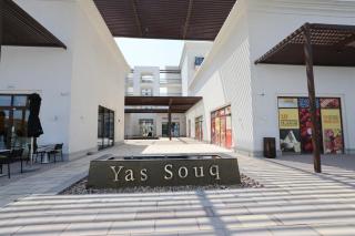 Yas Golf Elegant Studio near Ferrari World - 4