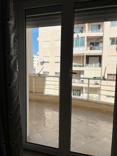 Cozy Seaside Apartment - 5