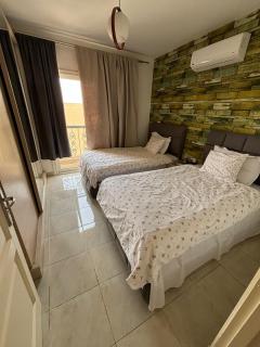 Clubside Retreat in Rehab City - 7