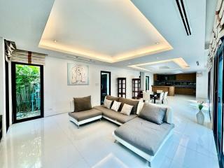 Modern 3BR Private Pool Villa with Parking | Wi-Fi - 8