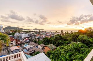 Renovated Sea View Apartment Near Patong Beach - 4