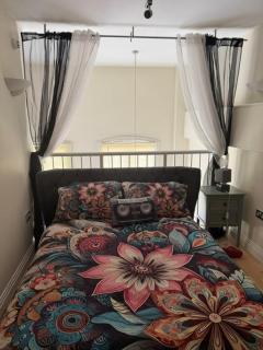 Diamond in the Centre - Princess Lofts - 5