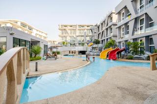 Modern Loft Near Nai Harn Beach | Pool Access - 0