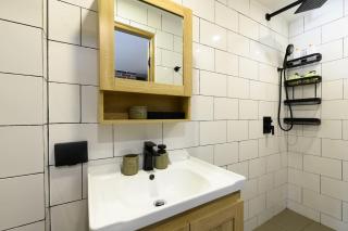 Modern Loft Near Nai Harn Beach | Pool Access - 3