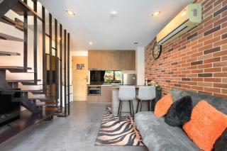 Modern Loft Near Nai Harn Beach | Pool Access - 2