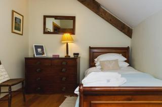 Converted Buttery Cottage in Pembrokeshire - 4