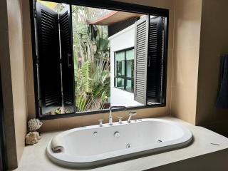 Large 4BR Villa Private Pool Parking | Large Group - 2