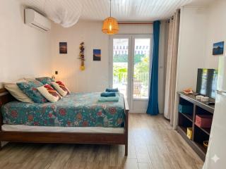 Studio accès piscine, plage à 50m - 1