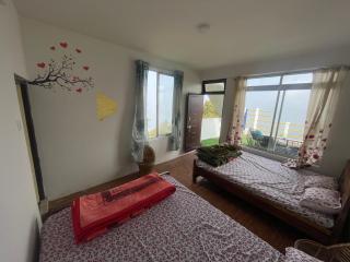 Skyvaana Homestay & Cafe - 4