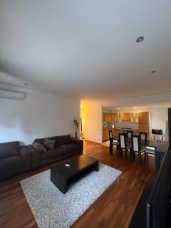 2-Bedroom Apartment Carina Residence - 0