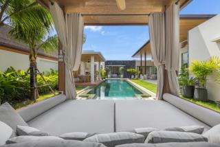 Luxury 4BR Rua Pool Villa Botanica Prestige - 4