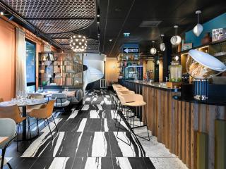 Tribe Paris La Defense Esplanade - 2