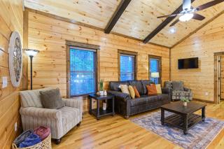 Low Rider Lodge - Backs to Pine Forest and ATV Trail Access from Driveway - 7