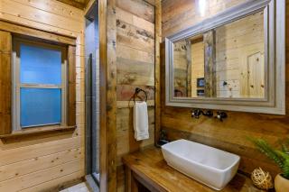 Low Rider Lodge - Backs to Pine Forest and ATV Trail Access from Driveway - 8