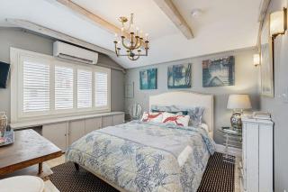 Cute Cape Cottage - 3
