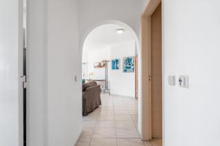 Sunny Apart W Balcony in Algarve by LovelyStay - 3