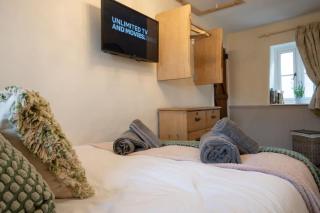 Beech Cottage - Family Cottage in the Peak District - 7