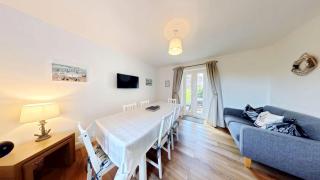 Anchor Cottage - Part of the The Bay Filey Holiday Village with pool, gym and direct beach access, pub, restaurant, tennis and meadows walks - Filey - 5