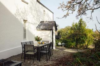 Farmhouse Charm with Modern Style in Pembrokeshire - 3