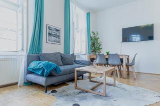In the Heart of Vienna, Amazing 2BR Apartment with WIFI & TV - 3
