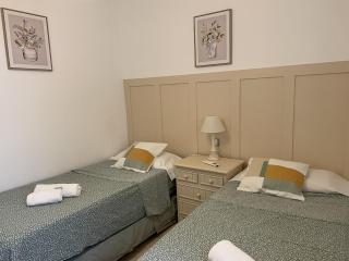 Beachfront 3 Bed Apt San Luis De Sabinillas - 5