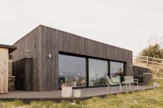 Ponderosa 5-Bed Coastal Retreat with Studio, Sauna & Sea Views - 6