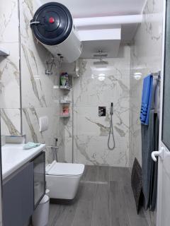 Apartament afer qendres - 3