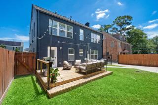 Modern 4BR Home with Yard Near Med Center and NRG - 9