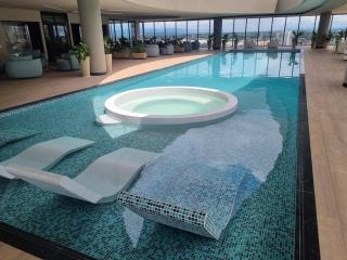 Balcon piso 17 - Escritorio - Piscina - Gym - 5