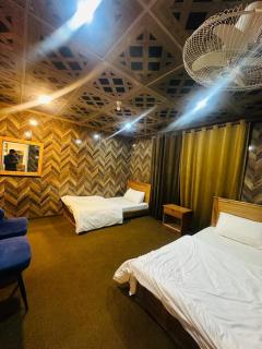 North Paradise Guest House - 6